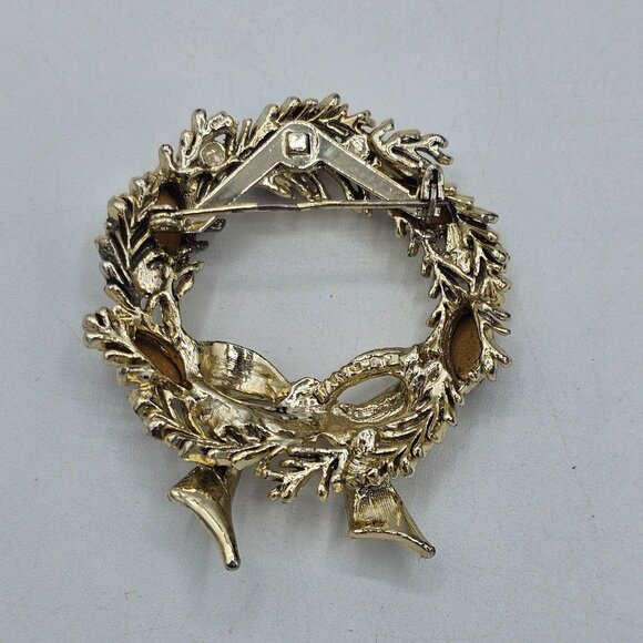 Vintage Tancer Gold-tone Wreath Brooch Pin With Ruby Red & Clear Stones MISSING1 - Picture 2 of 11